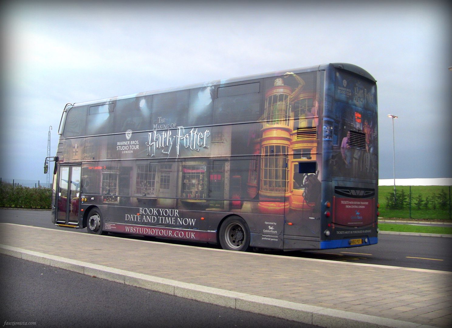 Mullany coach bus to Harry Potter World Studio Tour