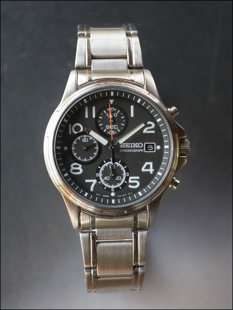 有关以下物品的详细资料: montre chrono seiko 7t92-0bb0 type