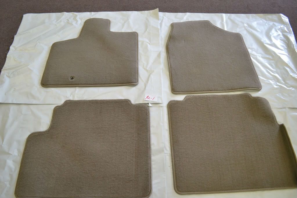 FITS CHRYSLER TOWN AND COUNTRY 2008-2009-2010 4PC NEW FLOOR MAT SET | eBay Floor Mats 2010 Chrysler Town And Country