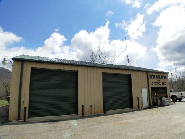 This is a Premiere Elite building with 4 huge 12 foot rolling doors, Commercial Property in Macon County NC, Towing Business Otto NC