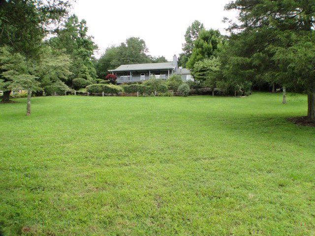 81 Laurel Drive Franklin NC, 2 Bedroom Home for Sale in the Mountains