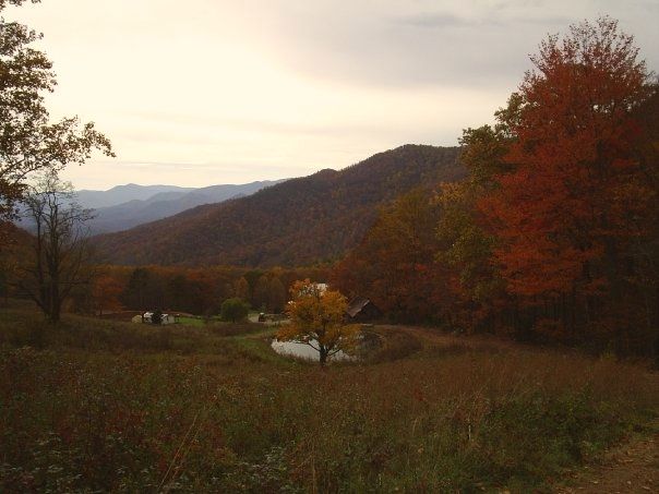 Fall in Franklin North Carolina, Farm in Franklin NC, Fall Foliage in Carolinas, Mountain View in Franklin NC
