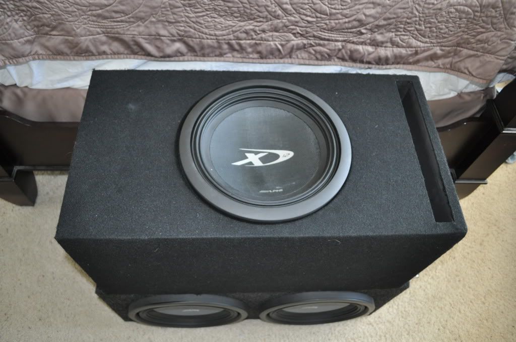 2013 2.0T Alpine Audio Sub/Amp/Capacitor/Dynamat Clean Crispy