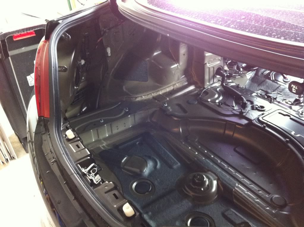 2013 2.0T Alpine Audio Sub/Amp/Capacitor/Dynamat Clean Crispy