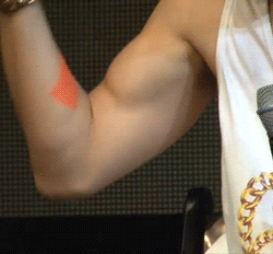 tumblr_mrxiiblfuA1qgxmnco2_250_zpsa48f0e