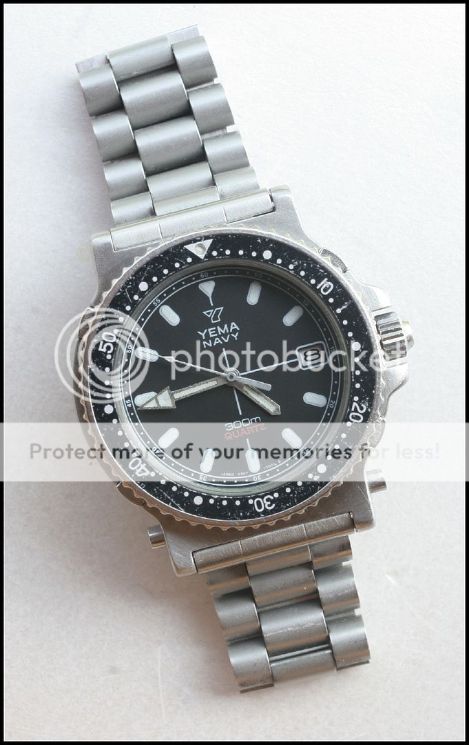 montre de plongée 300m yema navy