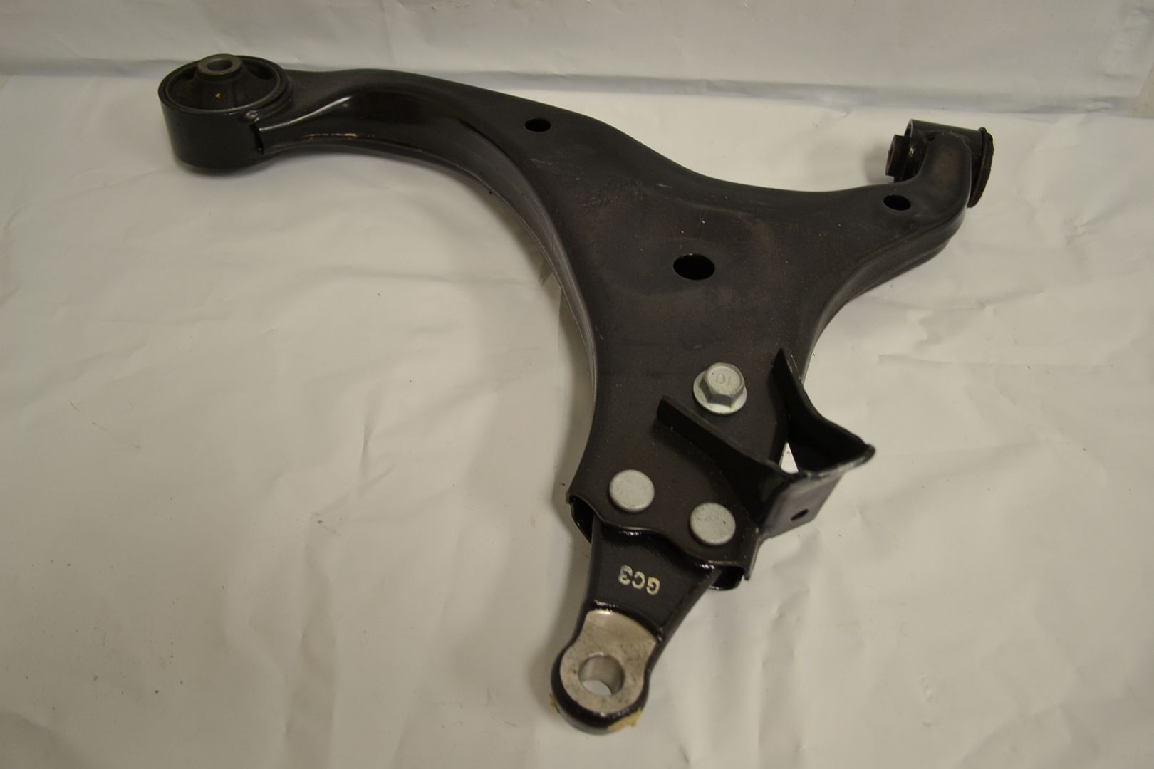 FITS KIA SPORTAGE 20052010 OEM LOWER CONTROL ARM eBay